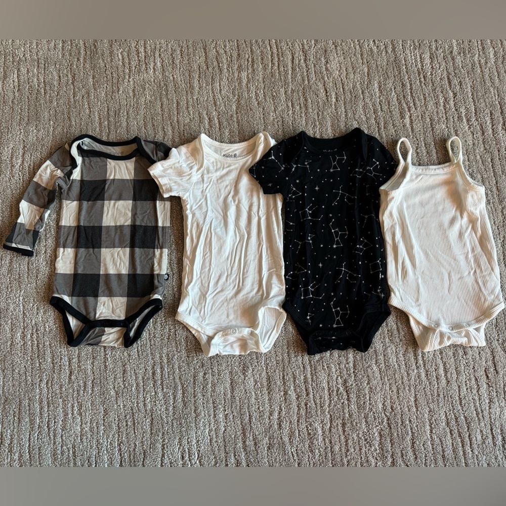 Kyte Baby Bodysuit 6-12m Bundle